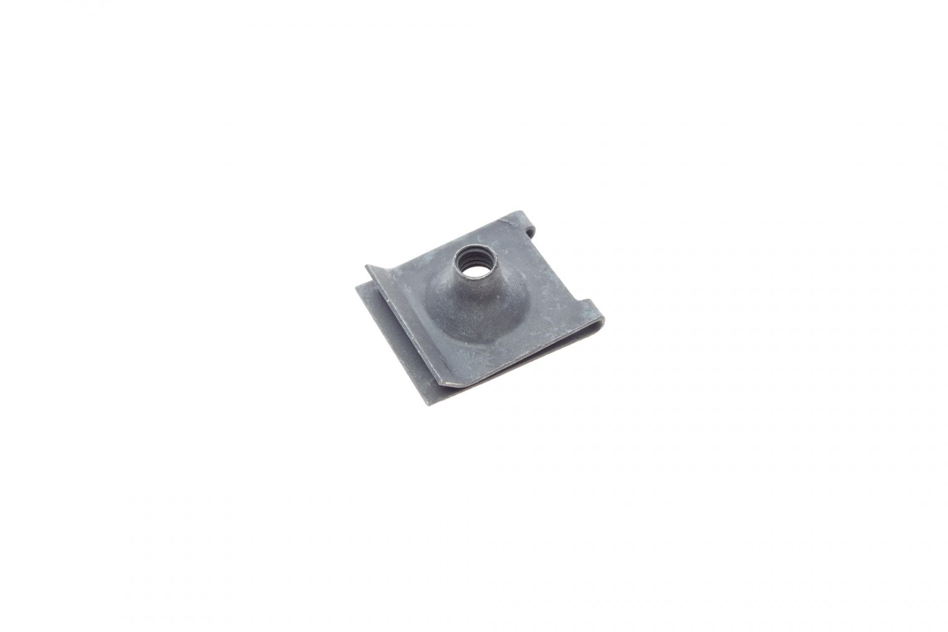 Гайка VW Sharan 06-10 (M6x30x24)