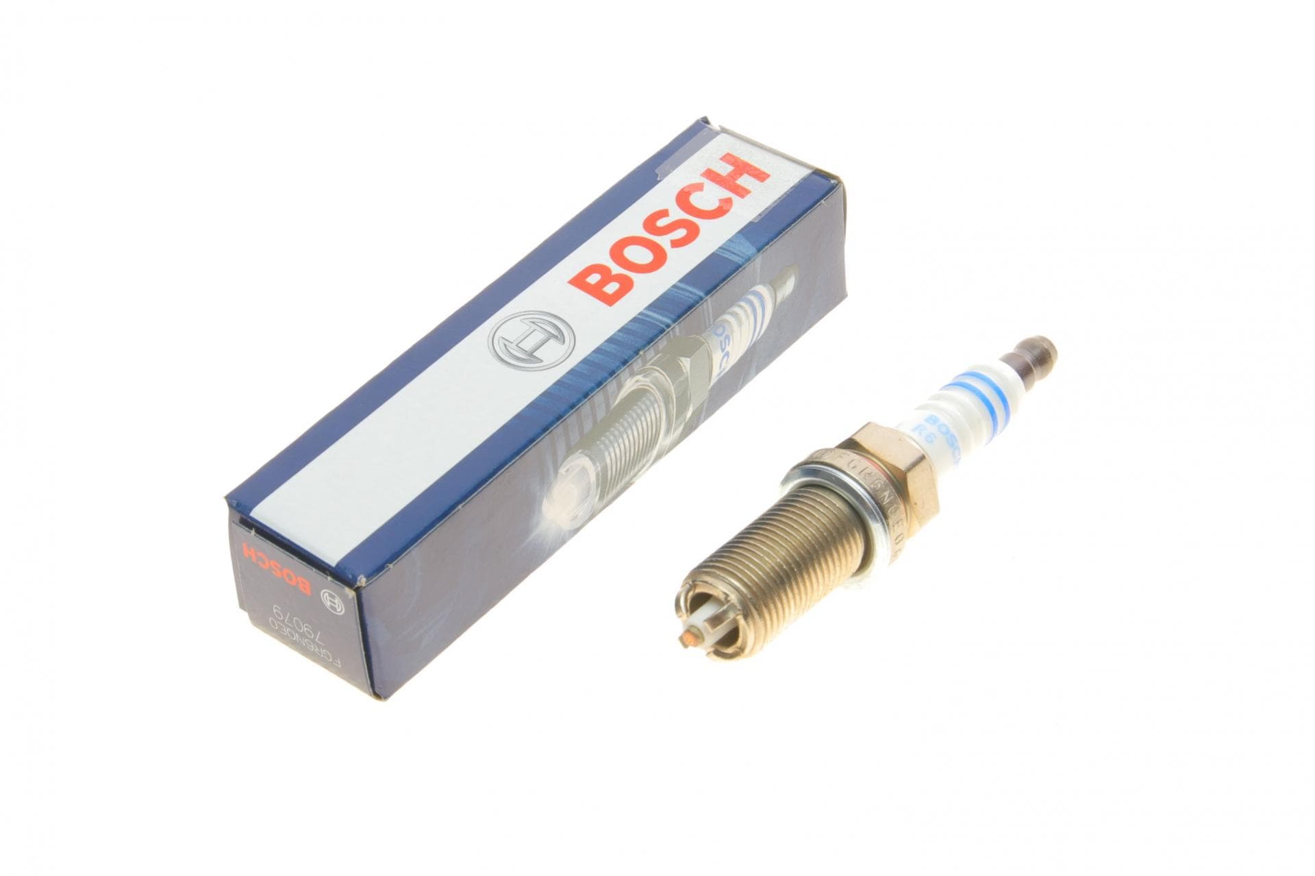 Свічка запалювання Volvo C30/C70/S40/V50 2.4 06-12