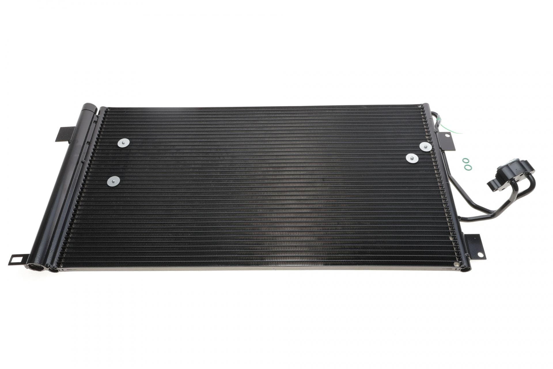 Радіатор кондиціонера Audi Q7/Porsche Cayenne/VW Touareg 2.5D/6.0 02-15