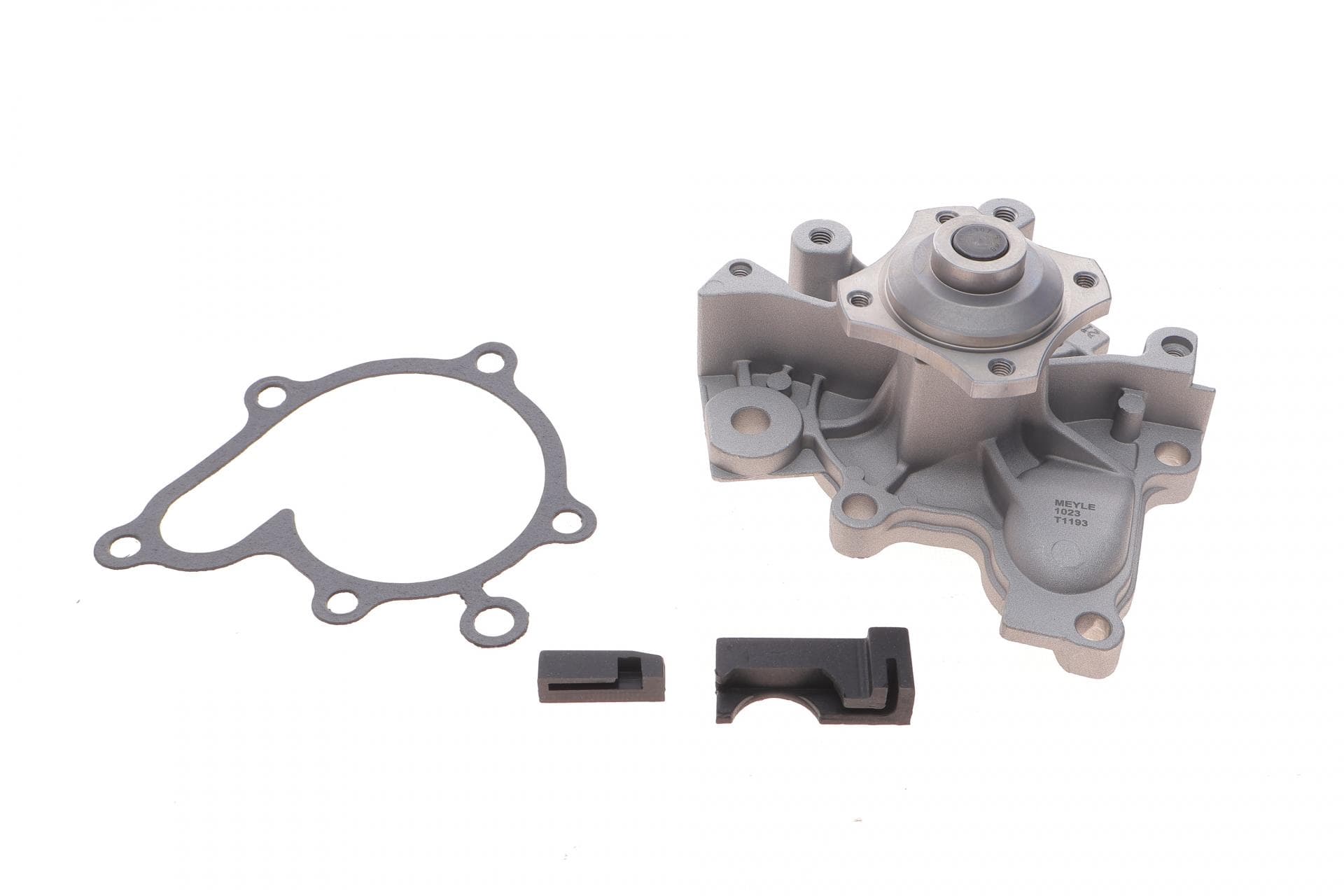Помпа води Mazda 323/626 1.8-2.0 -02