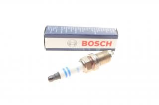 Свічка запалювання Mitsubishi L200/L300/L400/Pajero 94-