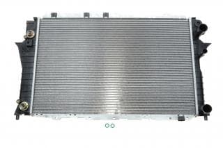 Радіатор охолодження Audi A6 94-97