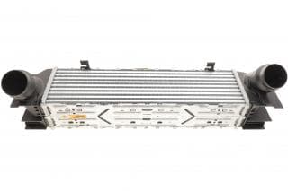 Радіатор інтеркулера BMW 3 (F30/F80)/4 (F33/F83) 11- N20/N26/B38