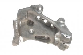Кулак поворотний (цапфа) BMW 4 (F32/F36) 14-20 (L)