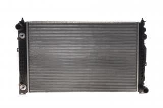 Радіатор охолодження Audi A4/A6/VW Passat 2.5TDI 00-05 (Економ-клас)