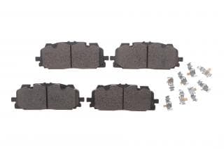 Колодки гальмівні (передні) Audi A5/Q7 2.0-3.0 D 15-/VW Touareg 17- (Akebono) (з аксесуарами)