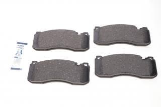 Колодки гальмівні (передні) BMW 1 (E81/E82/E87/E88)/3 (E90/E91/E92/E93) 04-13/Mini Mini 07-13