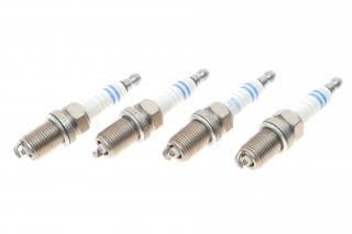 Свічка запалення Daewoo/Honda/Mazda 323/Mitsubishi Lancer/L200 1.6-2.0 92-07 (к-кт 4 шт)