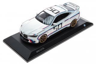 Модель автомобиля BMW 3.0 CSL 1:18