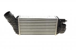 Радіатор інтеркулера Citroen C4/DS4/Peugeot 308/3008 2.0 HDI 07-