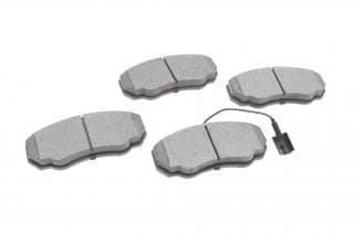 Колодки гальмівні (передні) Citroen Jumper/Fiat Ducato/Peugeot Boxer 02- R15 (Brembo)