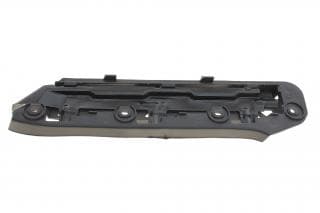 Кронштейн кріплення бампера (переднього/R) VW Touran 03-06/Caddy III 04-10