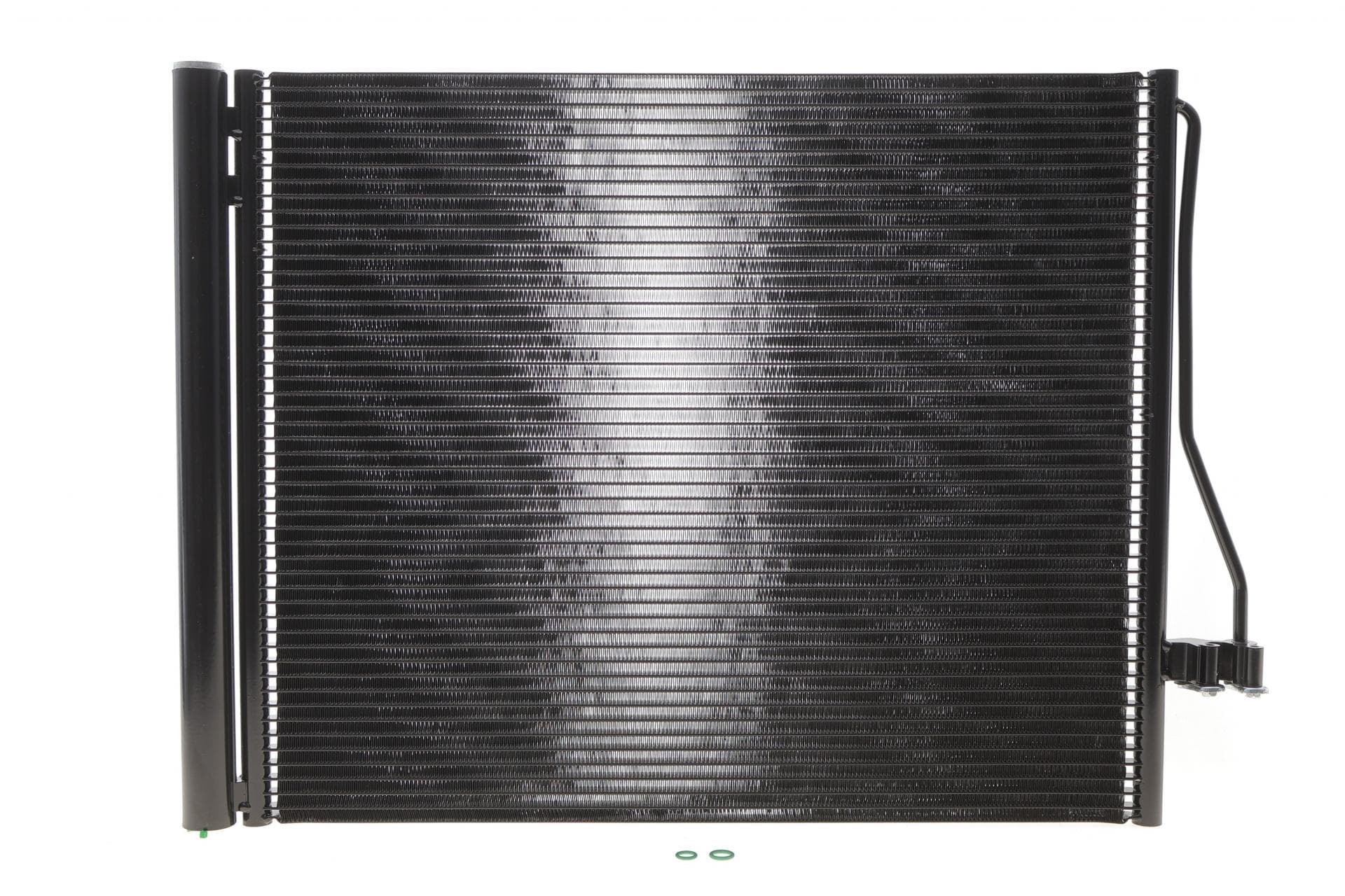 Радіатор кондиціонера BMW 7 (F01-F04) 09-15 N63/N74